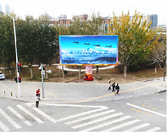 江津户外大屏广告投放要点。